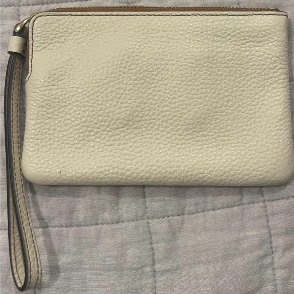 COACH Limited Edition Coach x Pride collection - Picture 2 of 3
